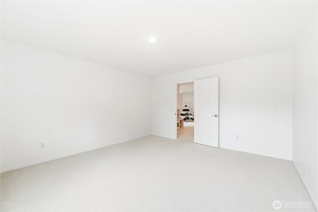 24823 SE 19th Street, Sammamish, WA 98075