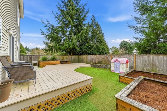 24823 SE 19th Street, Sammamish, WA 98075