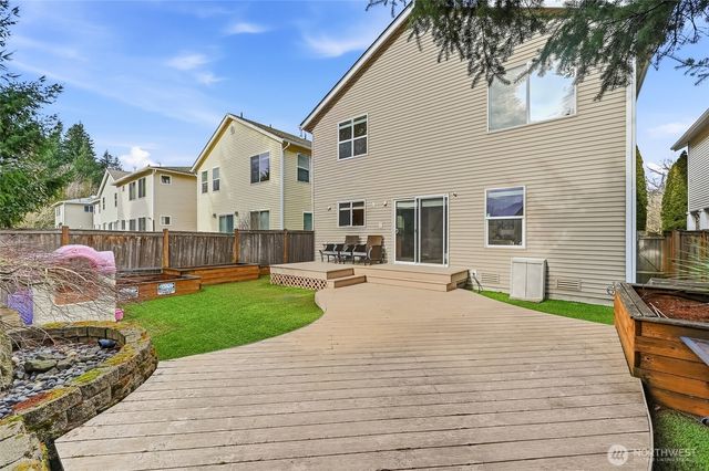 24823 SE 19th Street, Sammamish, WA 98075