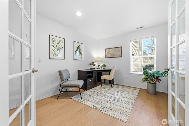 24823 SE 19th Street, Sammamish, WA 98075