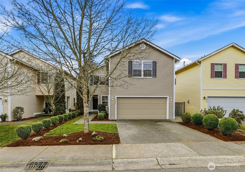 24823 SE 19th Street, Sammamish, WA 98075