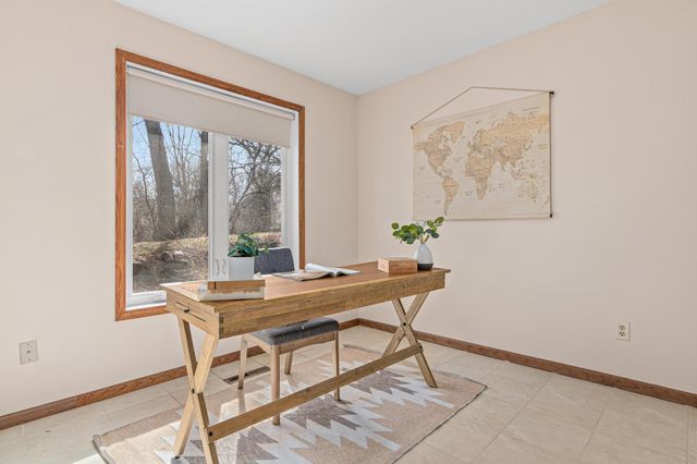 17180 Jordan Court, Lakeville, MN 55044