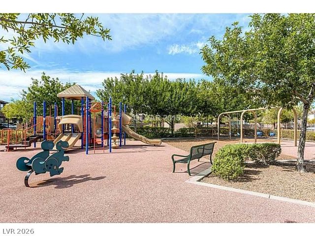45 Maleena Mesa Street 424, Henderson, NV 89074