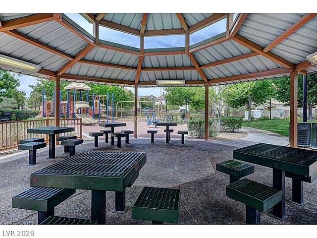 45 Maleena Mesa Street 424, Henderson, NV 89074