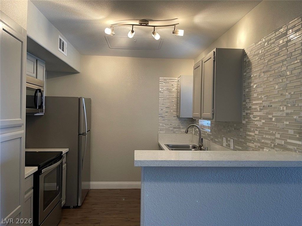 45 Maleena Mesa Street 424, Henderson, NV 89074