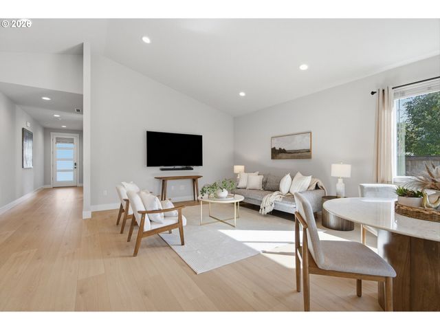 8402 Ne 133RD Ave, Vancouver, WA 98682
