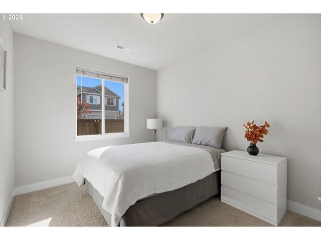 8402 Ne 133RD Ave, Vancouver, WA 98682