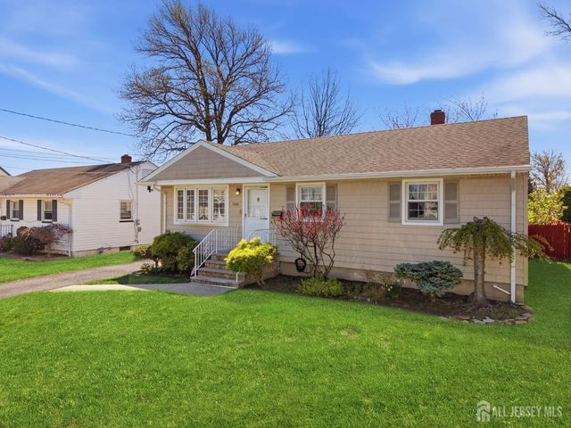 246 E Henry Place E, Iselin, NJ 08830