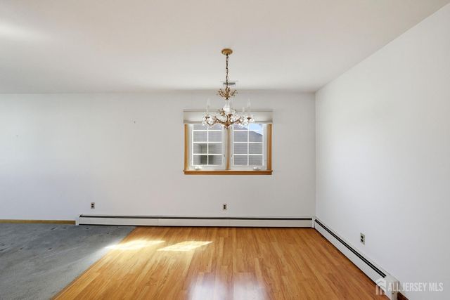 246 E Henry Place E, Iselin, NJ 08830