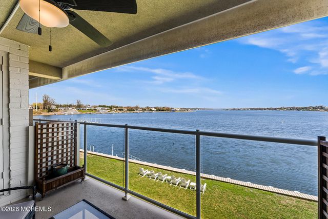 138 Bodman Place 11, Red Bank, NJ 07701