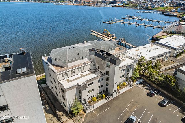138 Bodman Place 11, Red Bank, NJ 07701