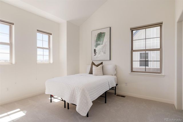 9091 E 33rd Avenue, Denver, CO 80238