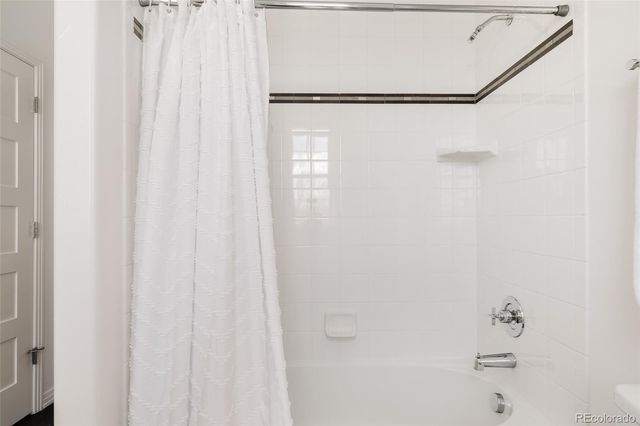 9091 E 33rd Avenue, Denver, CO 80238