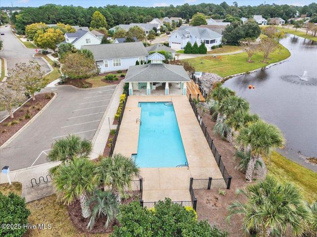 818 Cades Trail, Southport, NC 28461