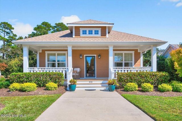 818 Cades Trail, Southport, NC 28461