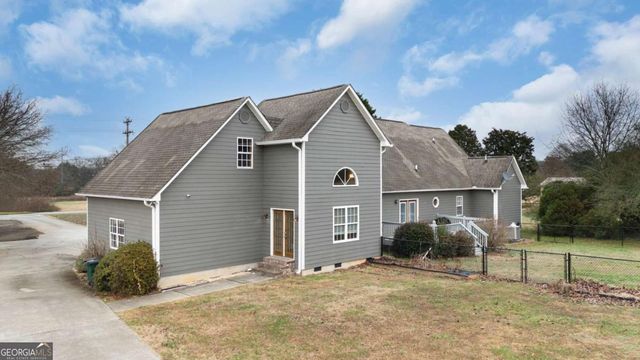425 McDaniel Station Road SW, Calhoun, GA 30701