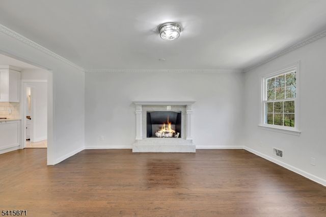 54 Robin Glen Rd, Watchung Boro, NJ 07069
