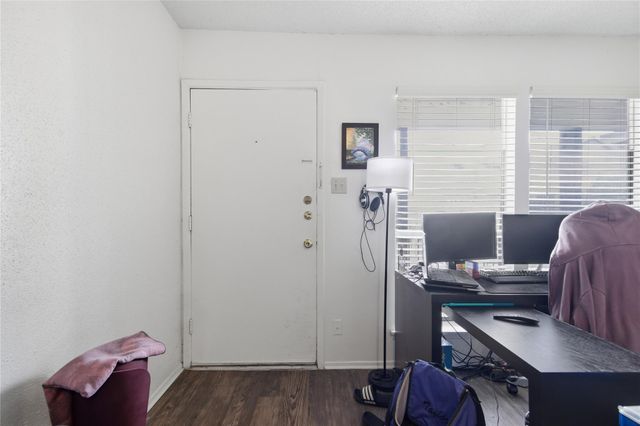 2801 Hemphill PARK A302, Austin, TX 78705