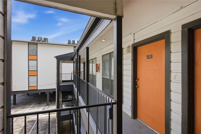 2801 Hemphill PARK A302, Austin, TX 78705