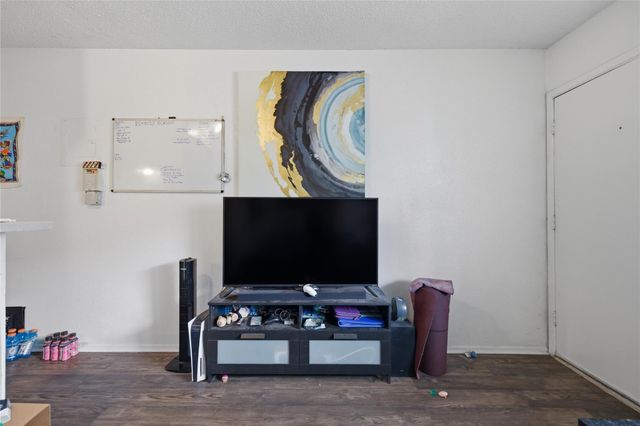 2801 Hemphill PARK A302, Austin, TX 78705