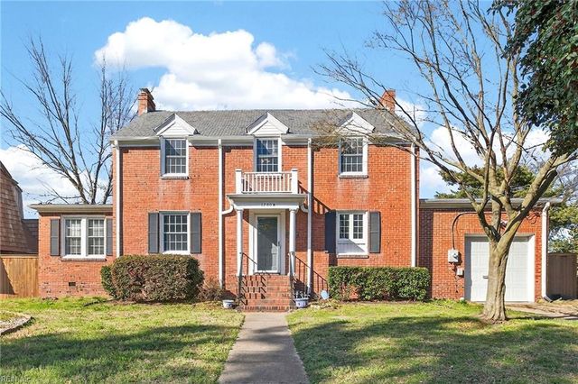 1200 N Fairwater DR, Norfolk, VA 23508