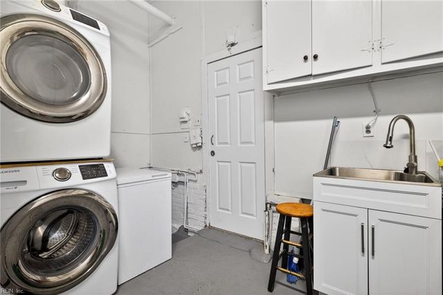 1200 N Fairwater DR, Norfolk, VA 23508