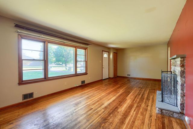 311 Tarlton Road, Circleville, OH 43113