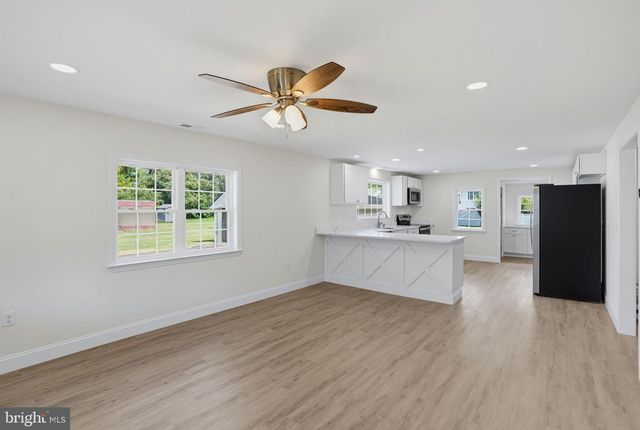 10 LOWBER ST, Frederica, DE 19946