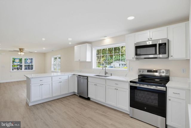 10 LOWBER ST, Frederica, DE 19946