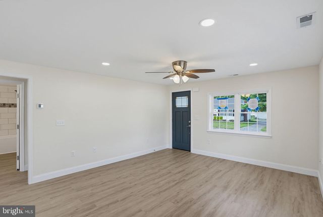 10 LOWBER ST, Frederica, DE 19946
