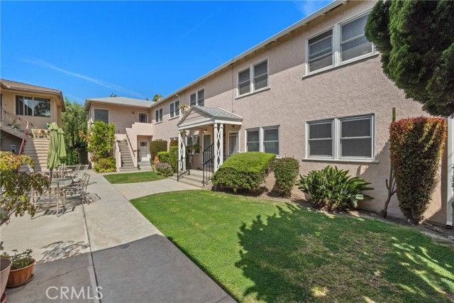 235 Termino Ave 1, Long Beach, CA 90803