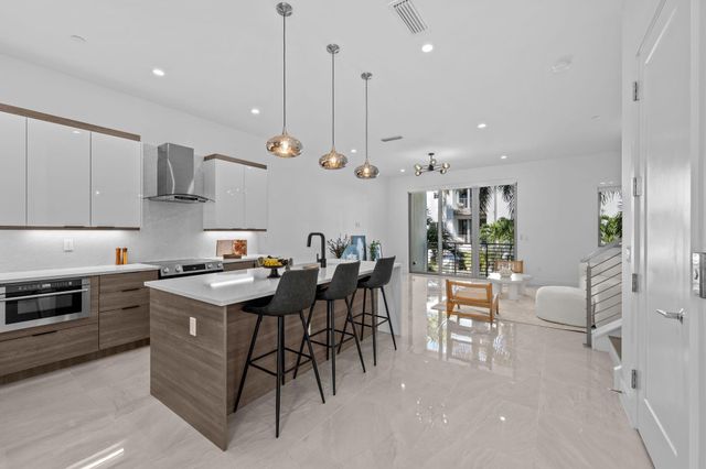 1731 NW 40th Drive, Boca Raton, FL 33431