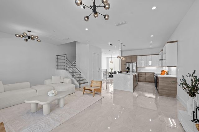 1731 NW 40th Drive, Boca Raton, FL 33431