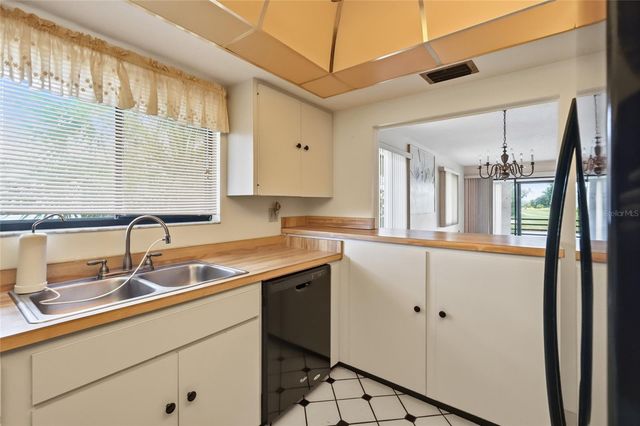 3500 EL CONQUISTADOR PARKWAY 332, Bradenton, FL 34210