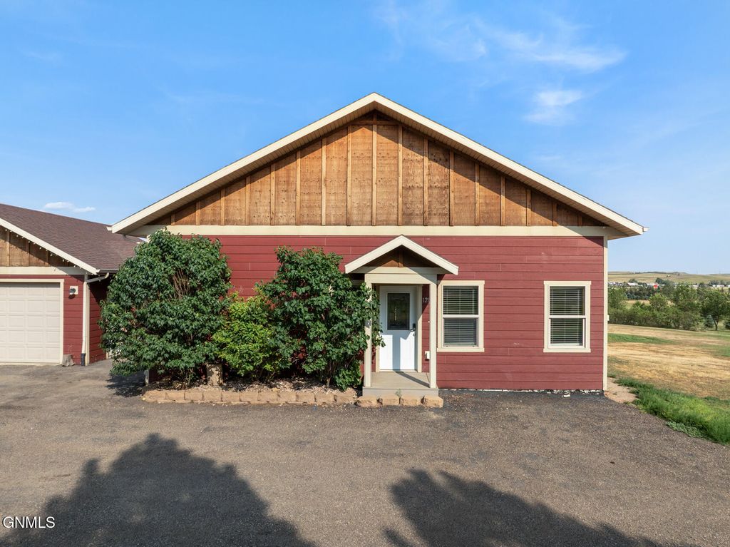1212 10th Street SW, Watford City, ND 58854 photo 5