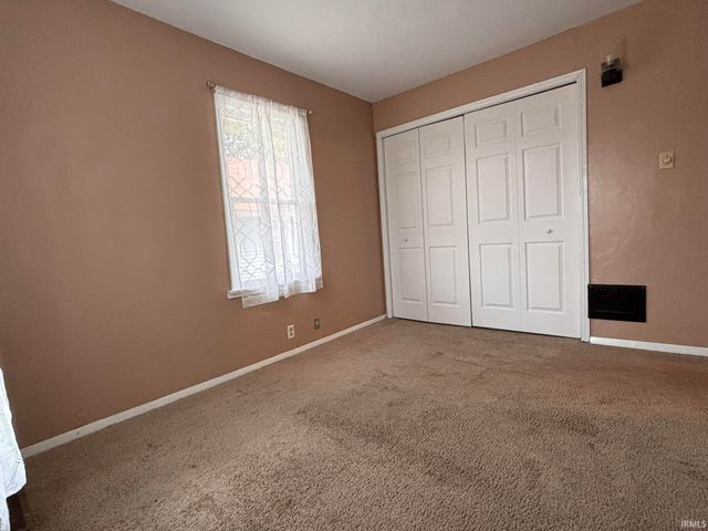 2409 Poinsette Drive, Fort Wayne, IN 46808