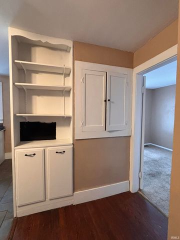 2409 Poinsette Drive, Fort Wayne, IN 46808