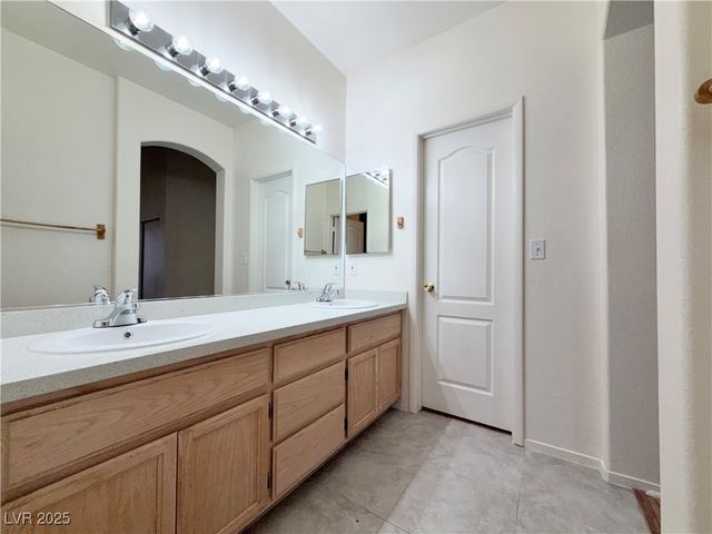 1725 Navarre Lane, Henderson, NV 89014