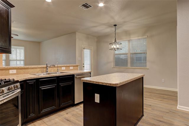 1328 Hill View Trail, Wylie, TX 75098