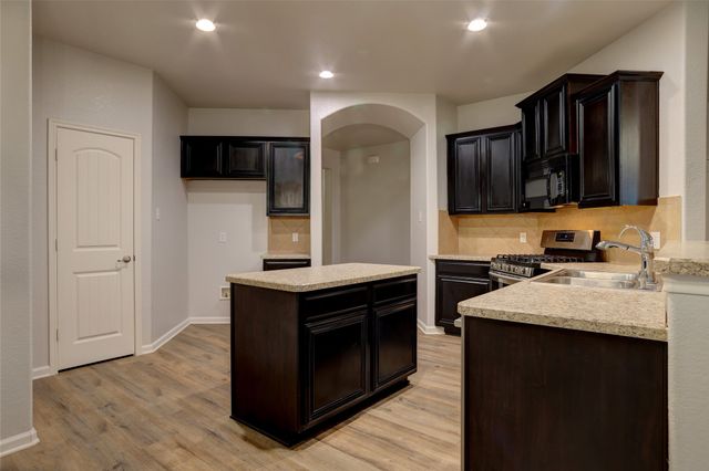 1328 Hill View Trail, Wylie, TX 75098