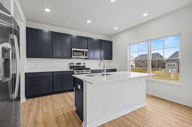 7660 E 118th Place, Crown Point, IN 46307