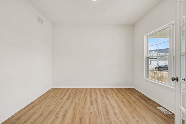 7660 E 118th Place, Crown Point, IN 46307