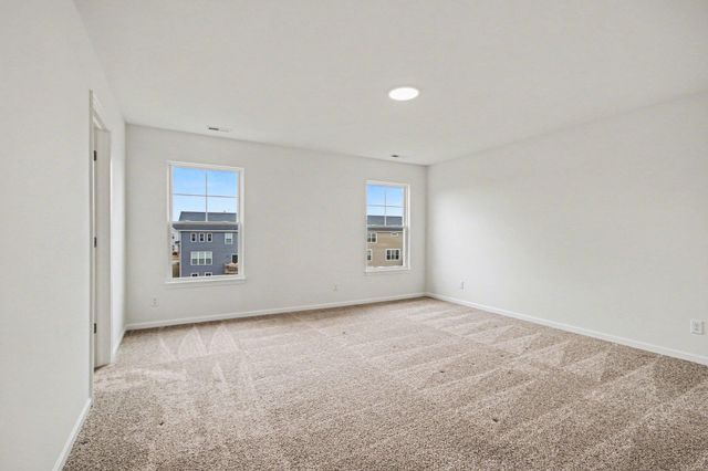 7660 E 118th Place, Crown Point, IN 46307