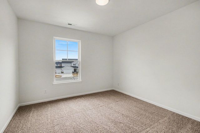 7660 E 118th Place, Crown Point, IN 46307