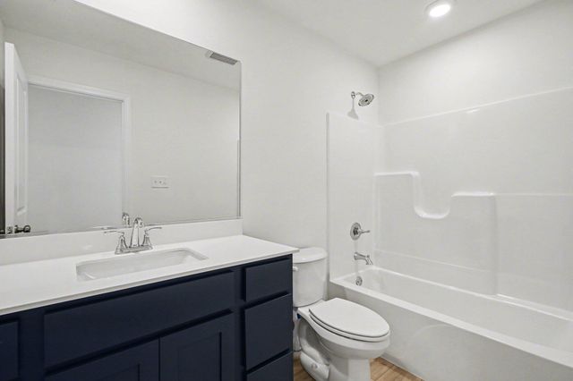 7660 E 118th Place, Crown Point, IN 46307