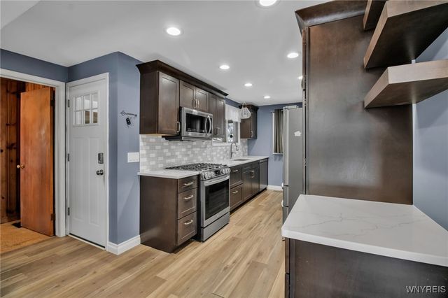 482 Woodstock Avenue, Tonawanda, NY 14150