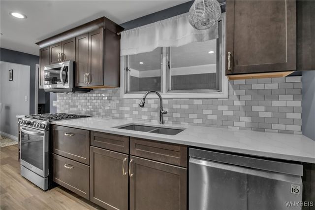 482 Woodstock Avenue, Tonawanda, NY 14150