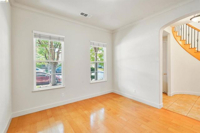 9208 Hallmark Pl, Vallejo, CA 94591