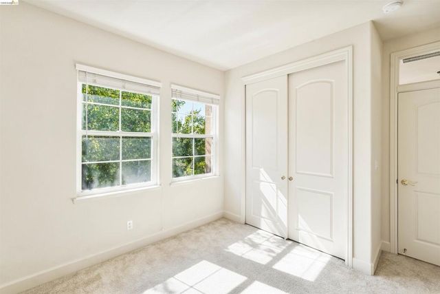 9208 Hallmark Pl, Vallejo, CA 94591