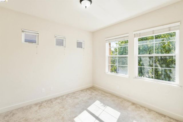 9208 Hallmark Pl, Vallejo, CA 94591